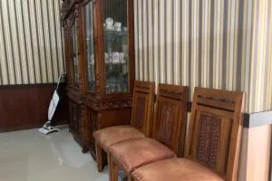 OYO 93778 Kost Hidayat Syariah - Laleng-balandae