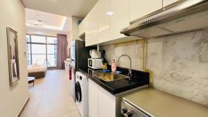 Upscale Apartment at Oval Tower Near Downtown with Balcony and Parking by Belvilla