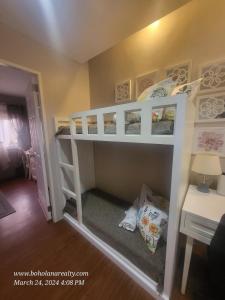 Cozy & Complete 2-Floors Panglao, 2-Wifi, 5 Beds