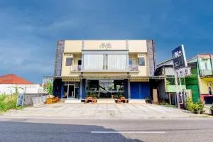 OYO 93860 Wonosobo Bunkbed - 沃诺索博