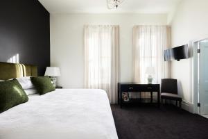 The Royal Queenscliff