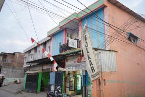 Hotel O Athirah Kost Near Permandian Wisata Istana Mappala