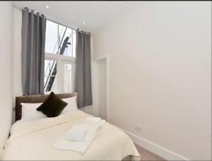 Modern 3 bedrooms flat in South Kensington