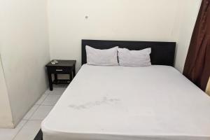 Hotel O Kost Takalar Near Polsek Mappakasunggu (Mapsu)