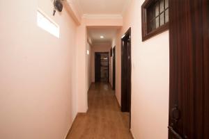 OYO 818 Hotel Queen Tower