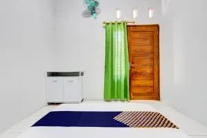 SPOT ON 94116 Homestay Gua Pindul Kang Haris - Wonosari