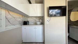 Manias Studio by Lycabetus