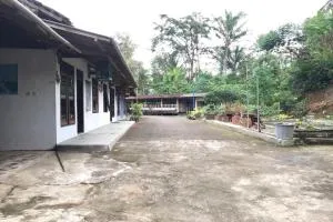OYO 94008 Homestay Banyumili Samigaluh - Semigaluh