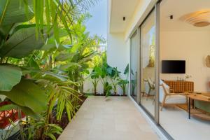 ELIVAAS Mirai Aries 3 BHK Retreat With Private Pool Near Famous Beaches