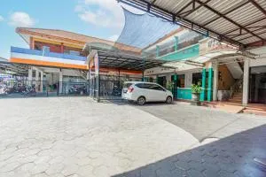 Hotel O Central Madiun Near Stasiun Kota Madiun - Bojonegoro