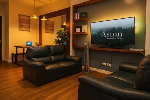 The Aston Executive Suite 2BR Balcony Near Mines View Baguio