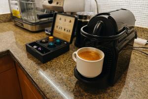 The Aston Executive Suite 2BR Balcony Near Mines View Baguio