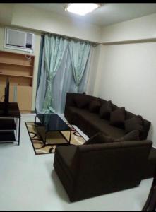 Transient Near Airport by Rqui