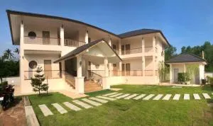 ก่อนเกาะโฮเทล แหลมงอบ Konkoh Laemngob - 兰格普