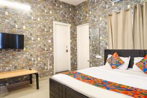 FabHotel Kings Suites Banaswadi