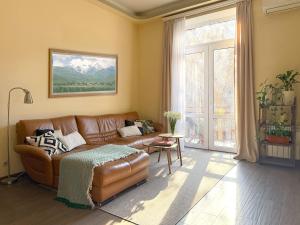 Your Spacious Home, City Center