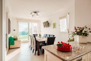 Villa Sanssouci 8, Emma Villas