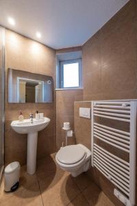 Appart'hotels Residence Chateau d'Acotz - Appartements avec piscine a 300m des Plages & Ocean : photos des chambres