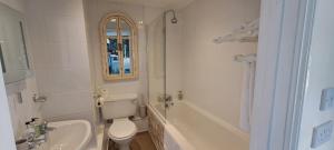 Earsham Street House