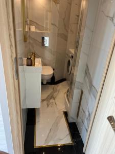 Studio apartment&Airport- free WiFi - Netflix - close by Chopin Airport