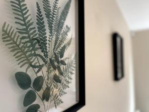 2BR City Centre Apt - Balcony - Sleeps 6