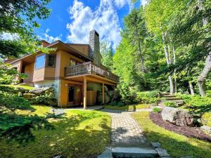 FC43 Renovated cozy spacious cottage with AC air hockey wifi close to ski trails - Ubytování bez kategorie ve městě Carroll