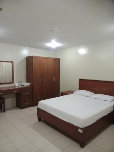 Joyce Apartelle San Juan