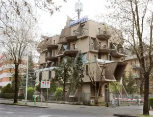 莱昂纳多公寓酒店 - Concesio