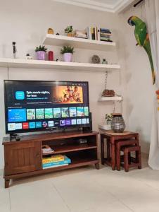 Modern Apartment in Adeje, 65 sqm, Year-Round Pool