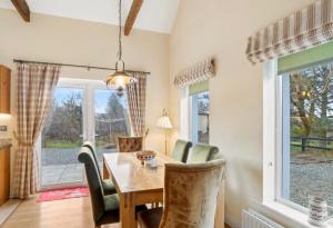 Red Deer Cottage near Connemara National Park in Letterfrack