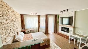 Deluxe Studio 200m from Ski Road