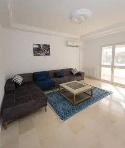 Flamingo Apartment 4 - Fūshānah