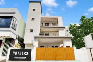 Super Hotel O Ashok Nagar Near JNTU College - Rāzole