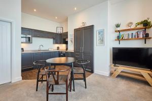 Host & Stay - Seaview Retreat