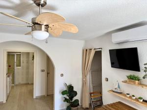 Three-Bedroom Apartment room in Apartamentos Corcega Palmyra