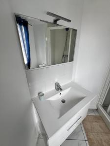 Maisons de vacances NEW 2 bedroom House 15mins from Paris by Train : Maison 1 Chambre