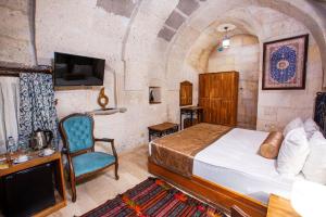 Standard Stone Double Room room in Caldera Cave Hotel