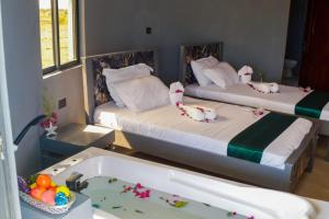 Amboseli Amanya Lodge