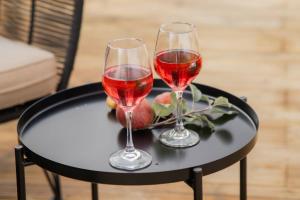 Guest House - Quinta da Giesteira quiet Country House with private outdoor spa in Penafiel, Oporto