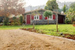 Guest House - Quinta da Giesteira quiet Country House with private outdoor spa in Penafiel, Oporto