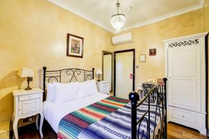 Double Room with Shared Bathroom Facilities room in Church Street Hotel