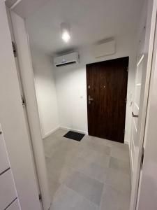 Apartament Julia 1-4 os Starowapiennikowa 42a z balkonem, klimatyzacją i miejscem parkingowym