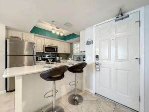 Oceania Beach Club 303