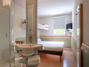 Hotels ibis budget Montauban Les Chaumes : photos des chambres