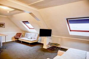 Warwickshire Park Hotel Kenilworth by Belvilla