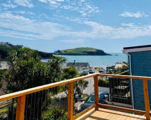 Modern Beach House overlooking the Sea