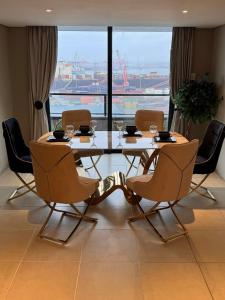 Accommodation Front - Marvellous 4 Sleeper with Ocean Views