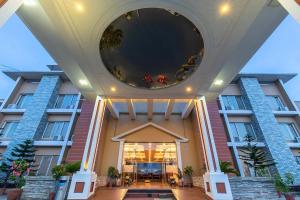 Palette 823 Hotel Ichchha