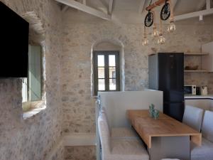 Rubeas Towers - Pyrgos Towers Complex