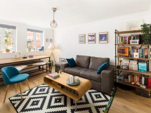 Self Contained 1Bed with Parking Leamington Spa Pass the Keys